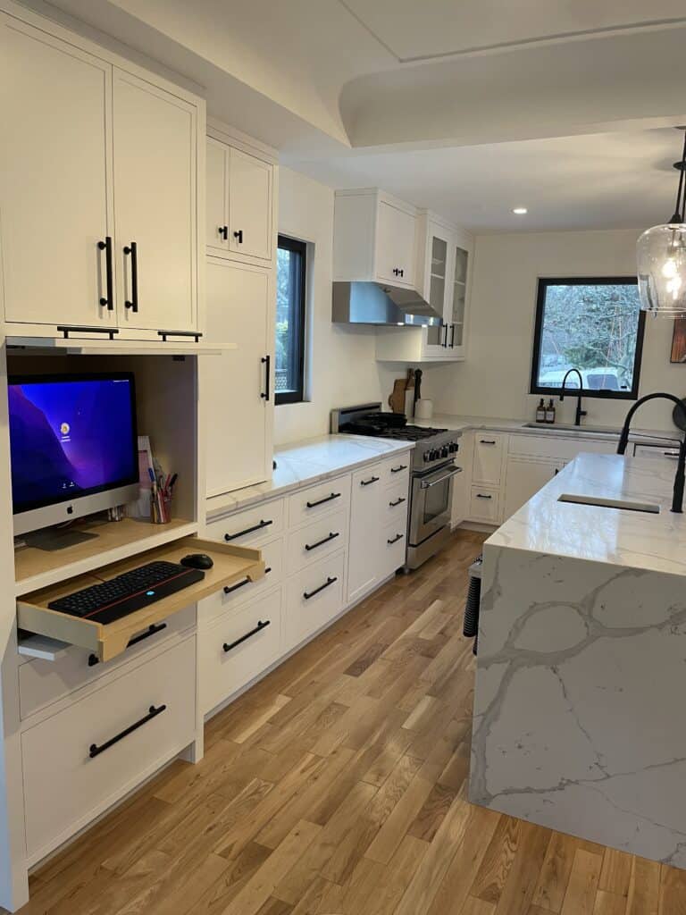 Remodeled Victoria Rancher Requiring New Kitchen Cabinets